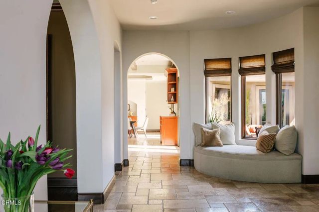 2330 Crystal Lane, Pasadena, CA 91107