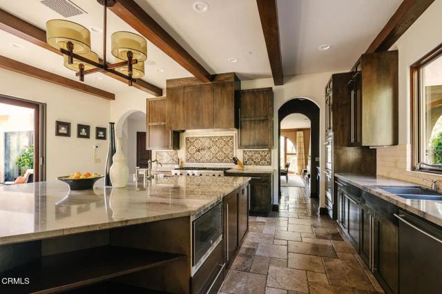 2330 Crystal Lane, Pasadena, CA 91107