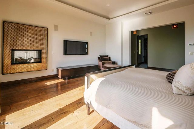 2330 Crystal Lane, Pasadena, CA 91107