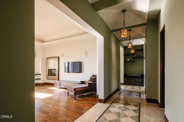 2330 Crystal Lane, Pasadena, CA 91107