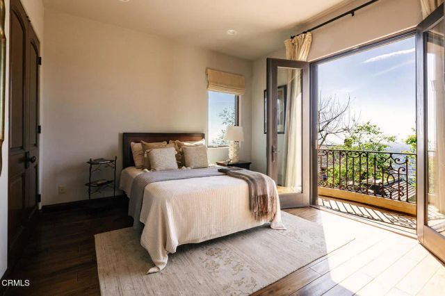 2330 Crystal Lane, Pasadena, CA 91107