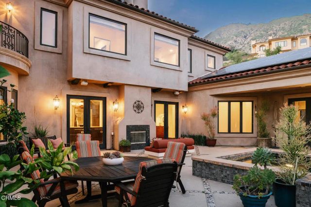 2330 Crystal Lane, Pasadena, CA 91107