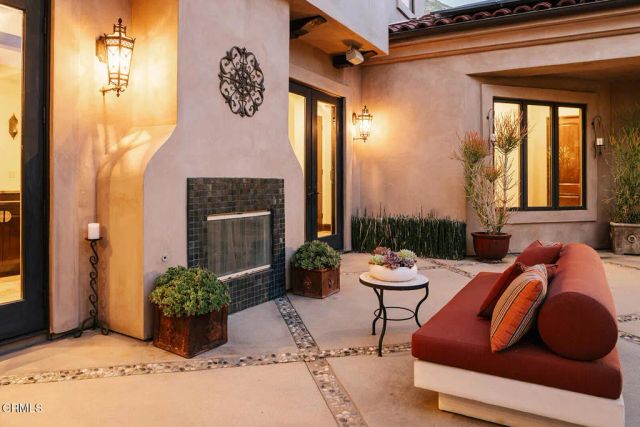 2330 Crystal Lane, Pasadena, CA 91107