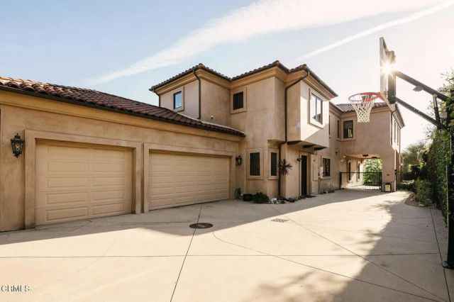 2330 Crystal Lane, Pasadena, CA 91107