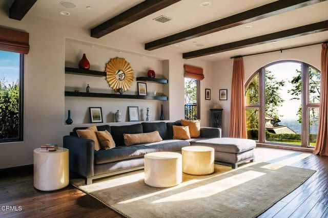 2330 Crystal Lane, Pasadena, CA 91107