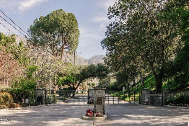 2330 Crystal Lane, Pasadena, CA 91107