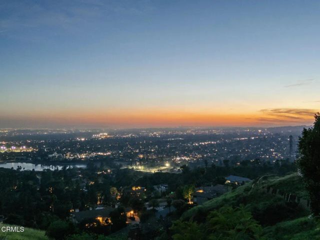 2330 Crystal Lane, Pasadena, CA 91107