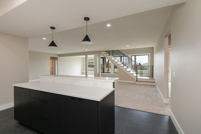 2066 N Unbridled Court, Springfield, MO 65802