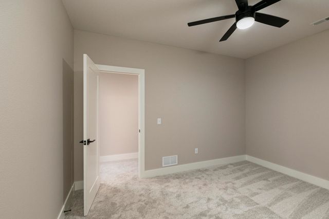 2066 N Unbridled Court, Springfield, MO 65802