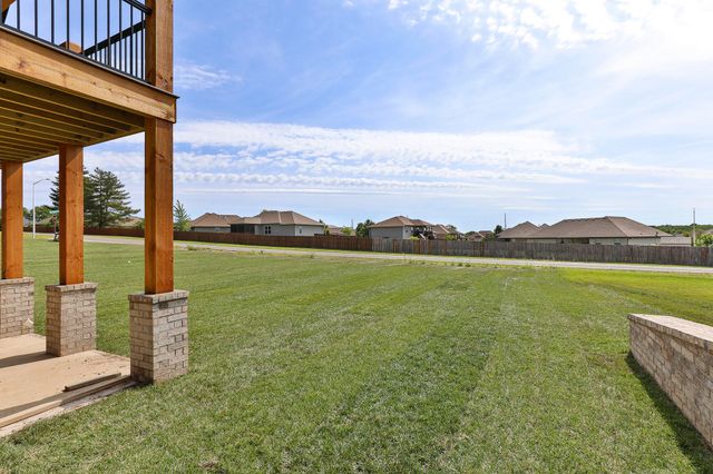 2066 N Unbridled Court, Springfield, MO 65802
