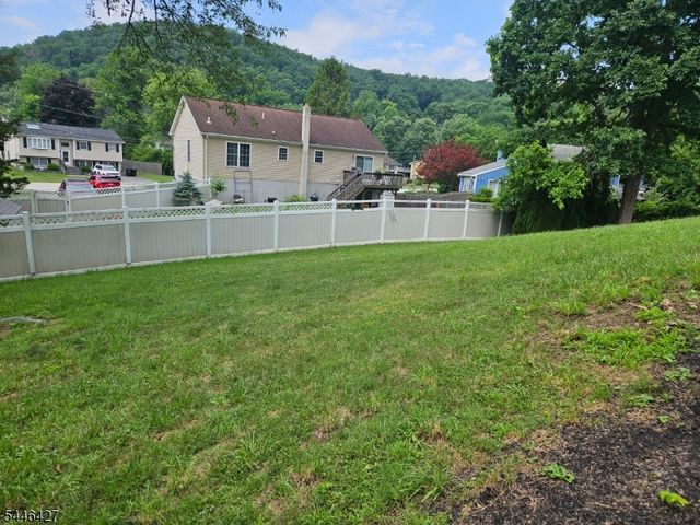 25 Ivy Pl, Vernon Twp., NJ 07418