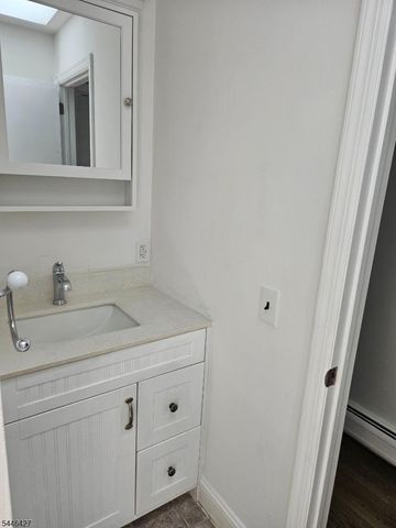 25 Ivy Pl, Vernon Twp., NJ 07418