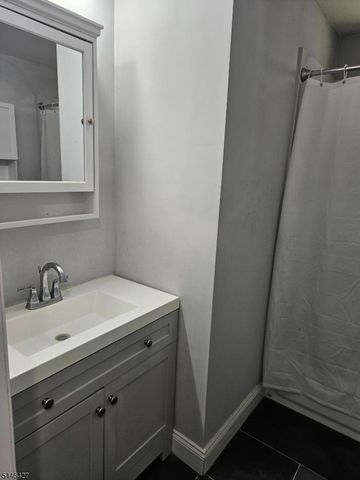 25 Ivy Pl, Vernon Twp., NJ 07418