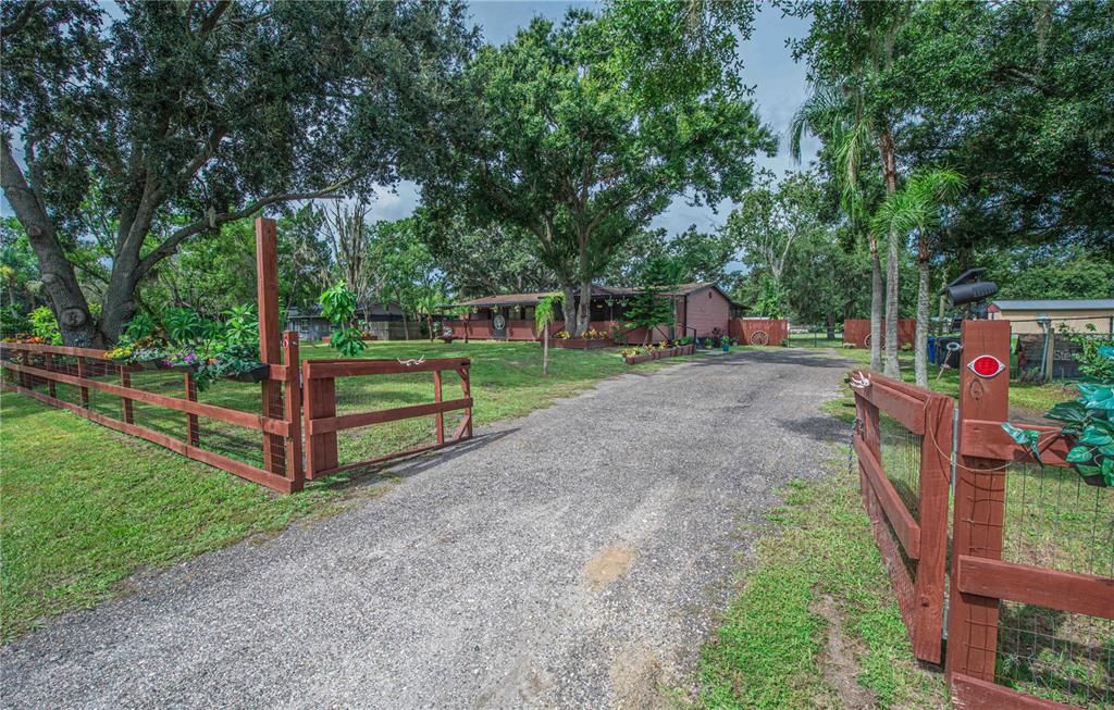 12715 LOVERS LANE, Riverview, FL 33579