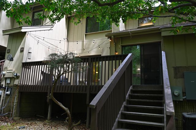 4100 Five Oaks Drive Unit 39, Durham, NC 27707