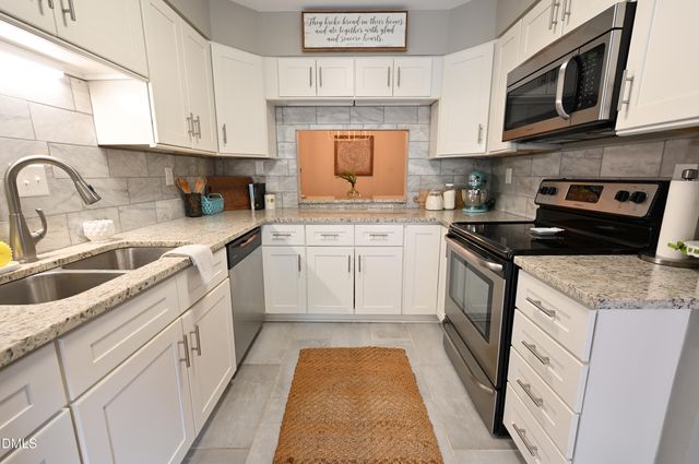 4100 Five Oaks Drive Unit 39, Durham, NC 27707