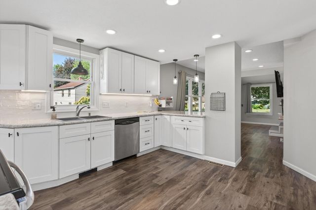 1061 Ohio Street, West Saint Paul, MN 55118