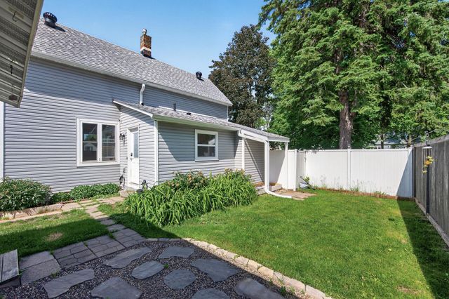 1061 Ohio Street, West Saint Paul, MN 55118