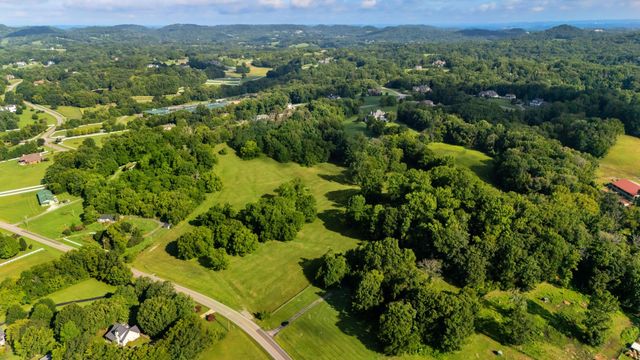 6628 Bethesda Arno Rd, Thompsons Station, TN 37179