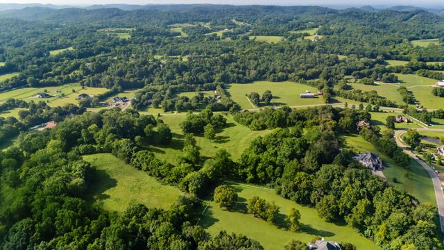 6628 Bethesda Arno Rd, Thompsons Station, TN 37179