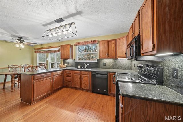 17 Praise Court, Fenton, MO 63026