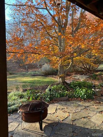 17 Praise Court, Fenton, MO 63026