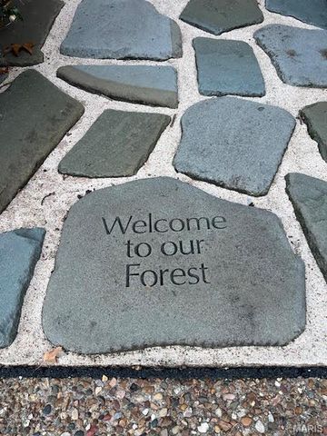 17 Praise Court, Fenton, MO 63026