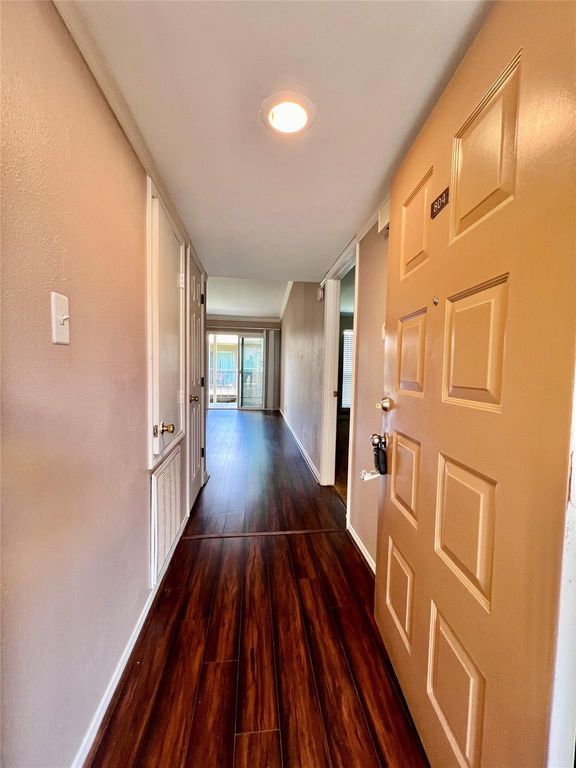 700 Thicket Lane 804, Houston, TX 77079