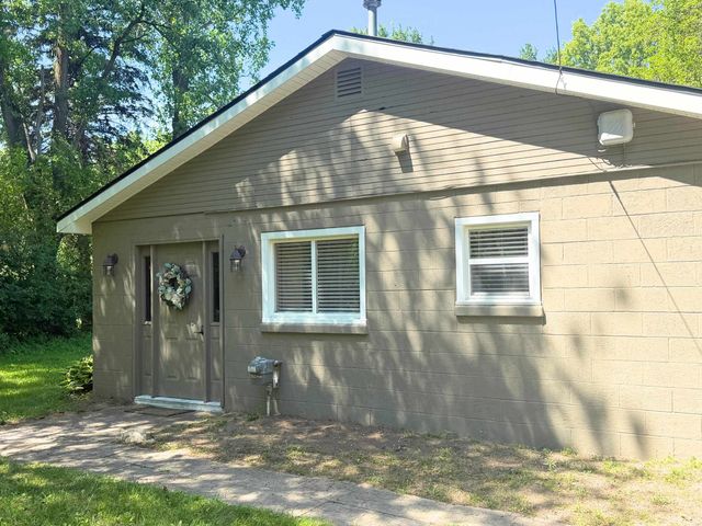 12313 Railroad Road, Vienna Twp, MI 48420