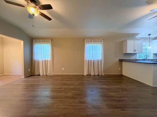 12313 Railroad Road, Vienna Twp, MI 48420