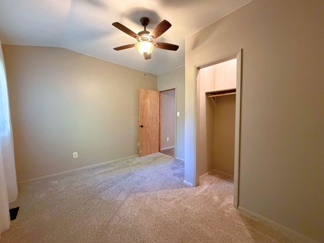 12313 Railroad Road, Vienna Twp, MI 48420