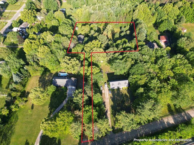 12313 Railroad Road, Vienna Twp, MI 48420