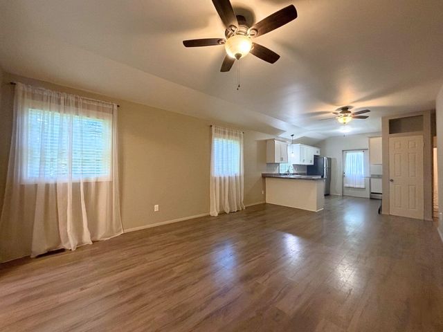 12313 Railroad Road, Vienna Twp, MI 48420