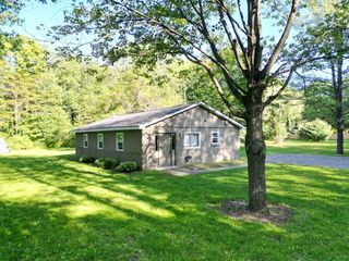 12313 Railroad Road, Vienna Twp, MI 48420