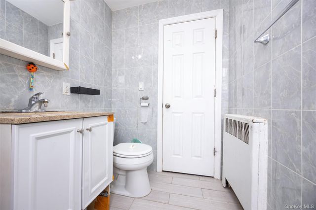 69-12 140th Street 2C, Kew Garden Hills, NY 11367