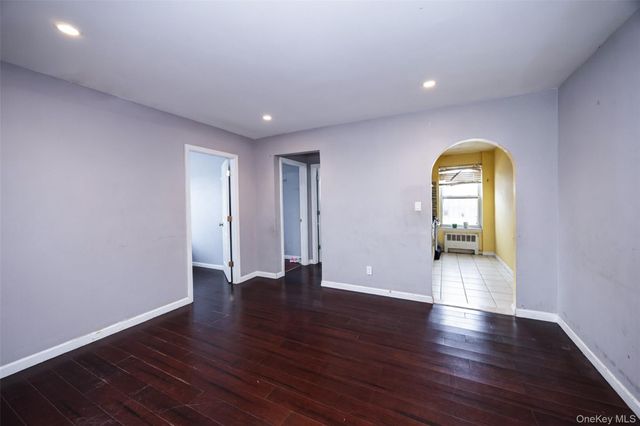 69-12 140th Street 2C, Kew Garden Hills, NY 11367