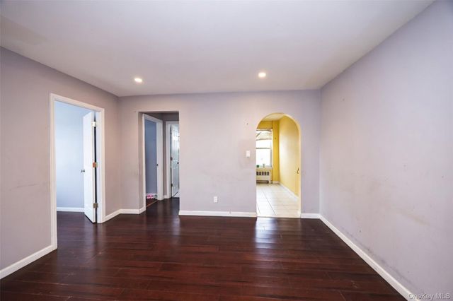69-12 140th Street 2C, Kew Garden Hills, NY 11367