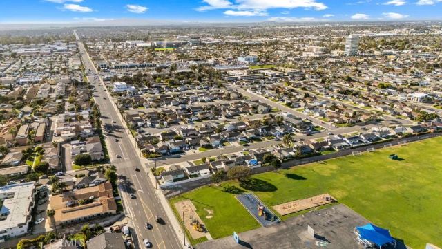 8181 Holland Drive, Huntington Beach, CA 92647