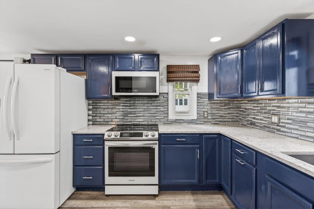 923 Broadway, South Portland, ME 04106 — photo 4