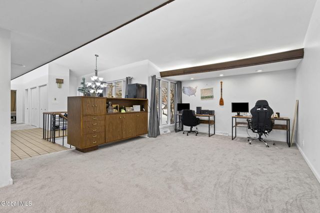 268 Golf Course Road, Amsterdam, NY 12010