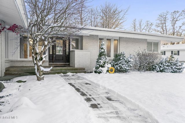 268 Golf Course Road, Amsterdam, NY 12010