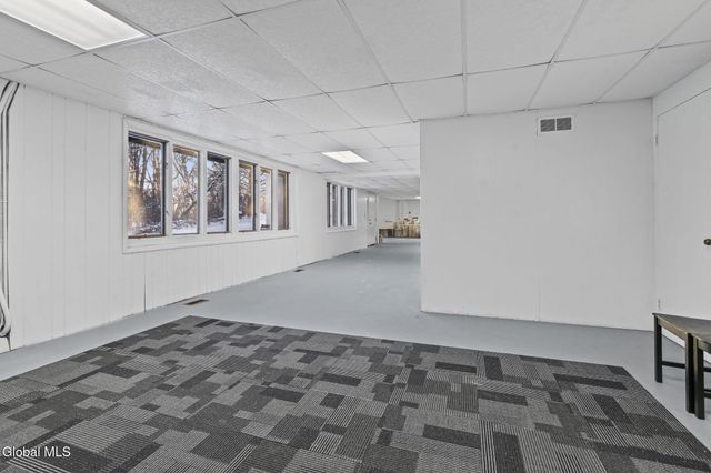 268 Golf Course Road, Amsterdam, NY 12010