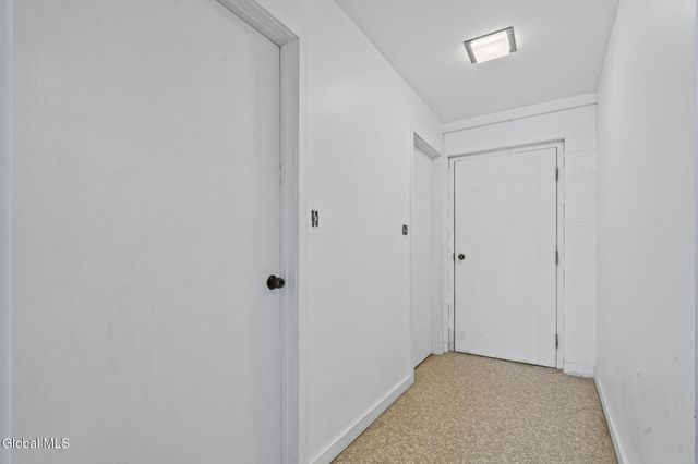 268 Golf Course Road, Amsterdam, NY 12010