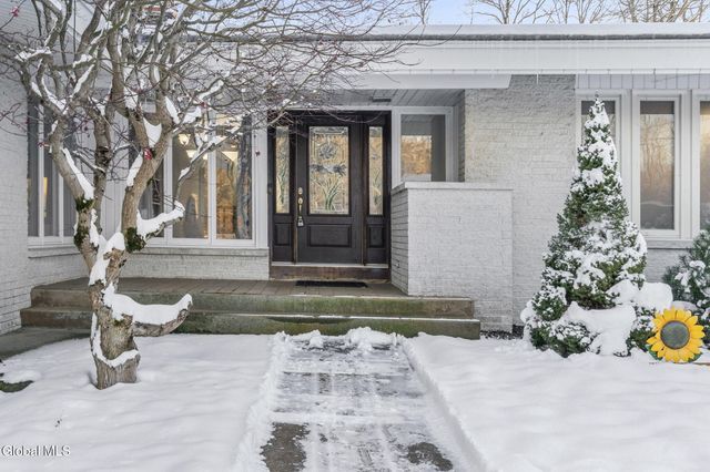 268 Golf Course Road, Amsterdam, NY 12010