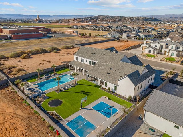 2881 S LEAF LN, Washington, UT 84780