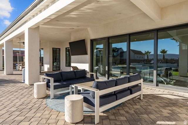 2881 S LEAF LN, Washington, UT 84780