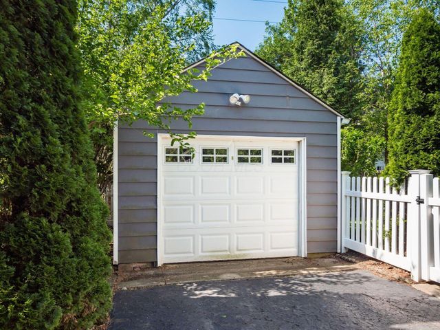399 Northridge Road, Columbus, OH 43214