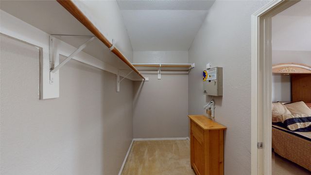 705 Chalk Knoll Road, Fort Worth, TX 76108