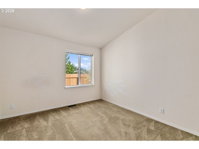 155 Se WHALESONG Dr, Depoe Bay, OR 97341