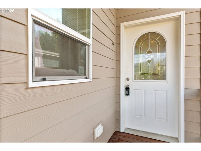 155 Se WHALESONG Dr, Depoe Bay, OR 97341